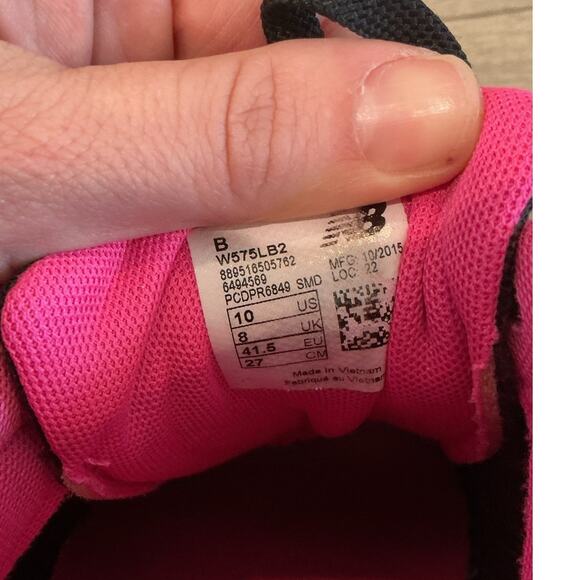 New Balance Womens Running Shoes 575 v2 US 10 41.5 Sneakers Black Pink Walking - Picture 7 of 8